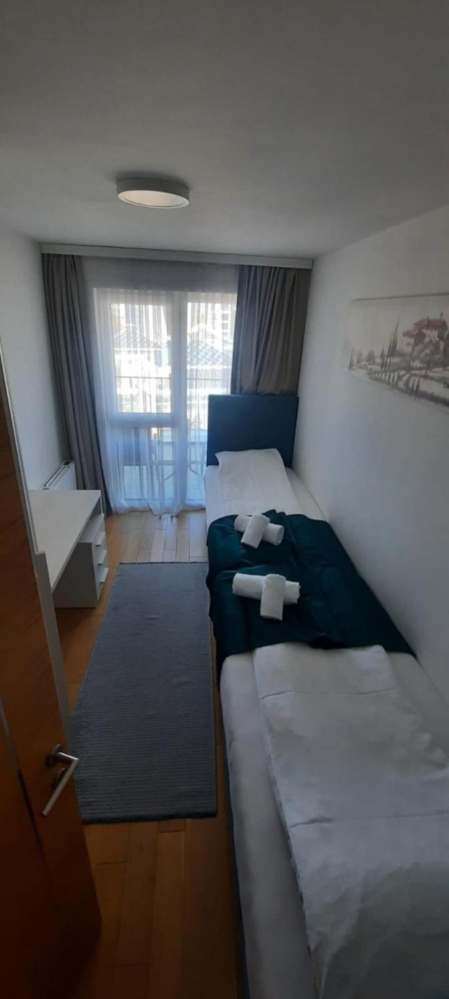 River Walk - Layan Apartma